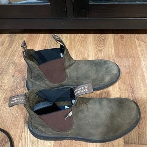 Blundstone boots steel toed  9.5
